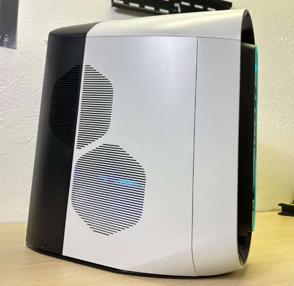 Dell Alienware R12 Gaming PC