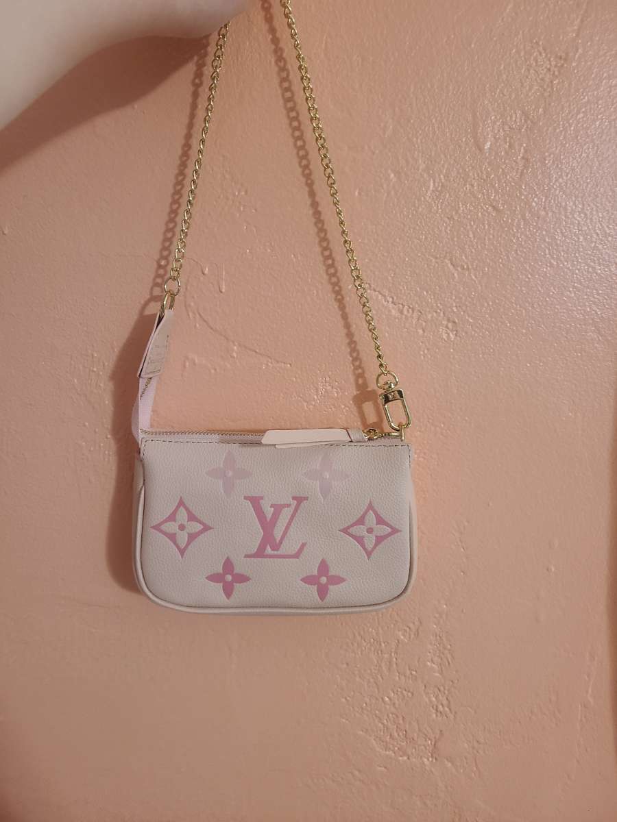 Mini Pochette Accessories