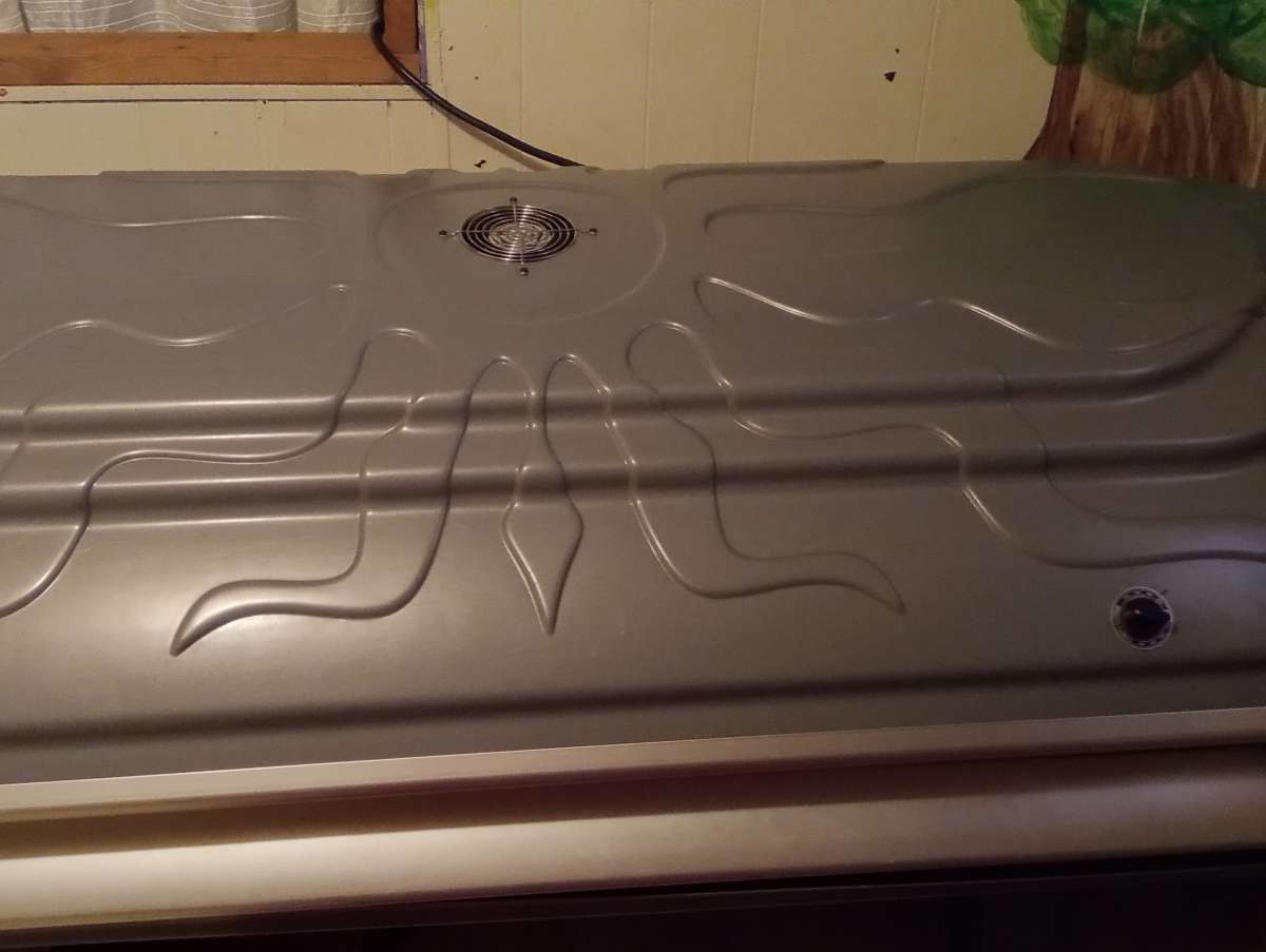 32 Bulb Solar Storm Tanning Bed