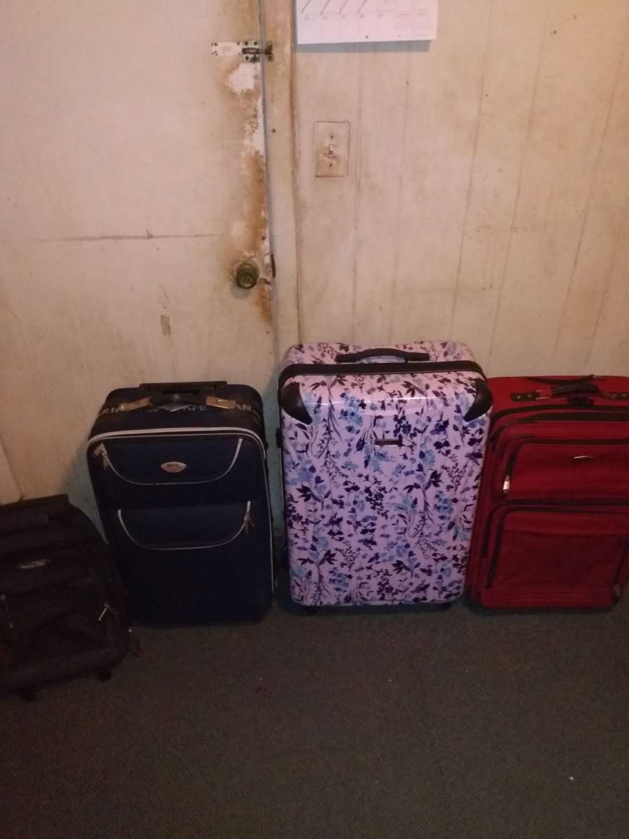 4 suit case