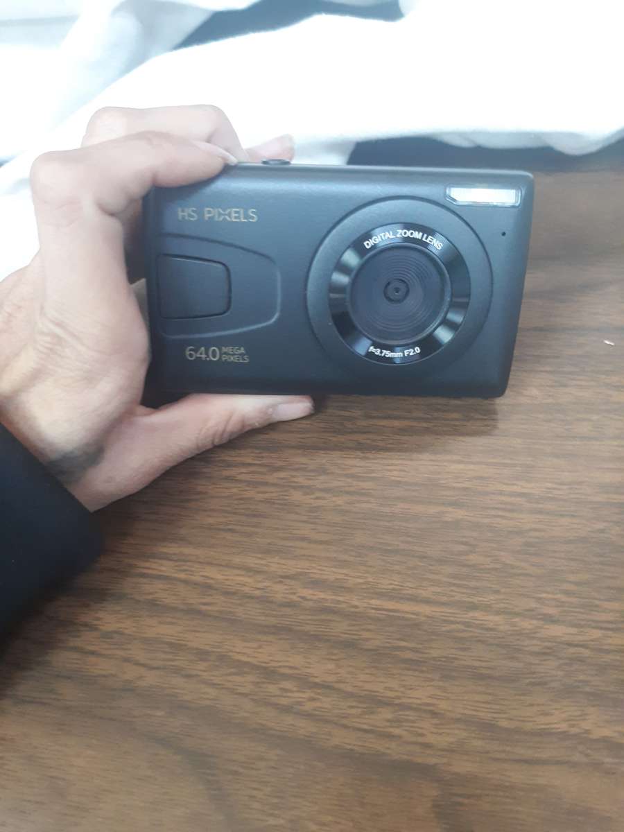 digital camera