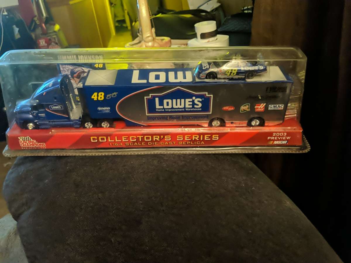 NASCAR Jimmie Johnson Trailer Rig  Die Cast Stock Car 2002 C