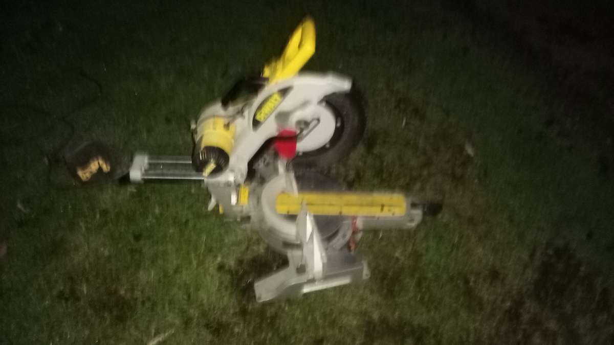 DeWalt Chop Saw And Miter Saw Combo