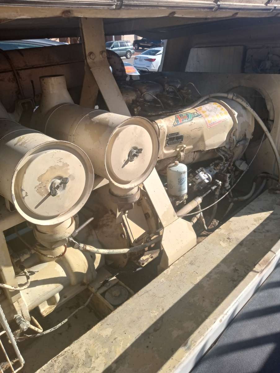 Ingersoll Rand 185 Portable Air Compressor  Diesel