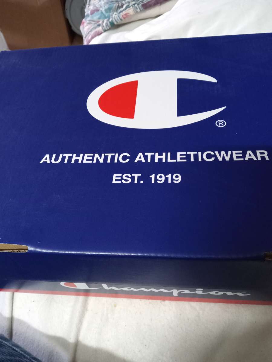 Althletic tennis shoes