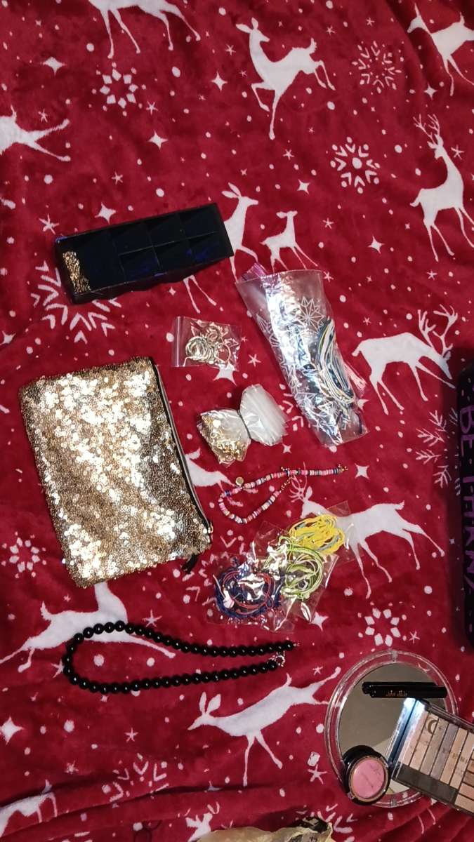 Necklaces rings bracelets belly laces