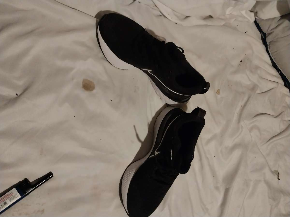 nike Retreat infinity size 7 half men