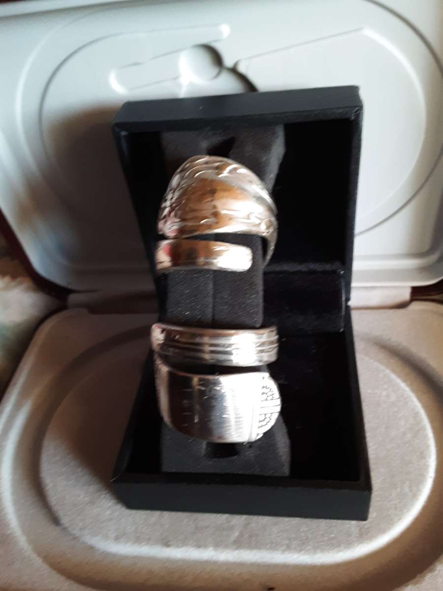 hand made jewelry bracelets earrings anklets rings