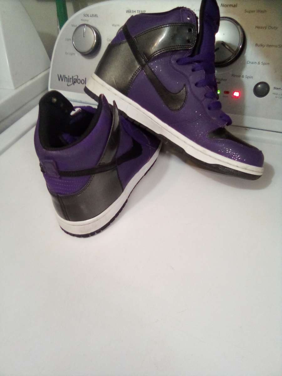 womens Nike dunk high retro