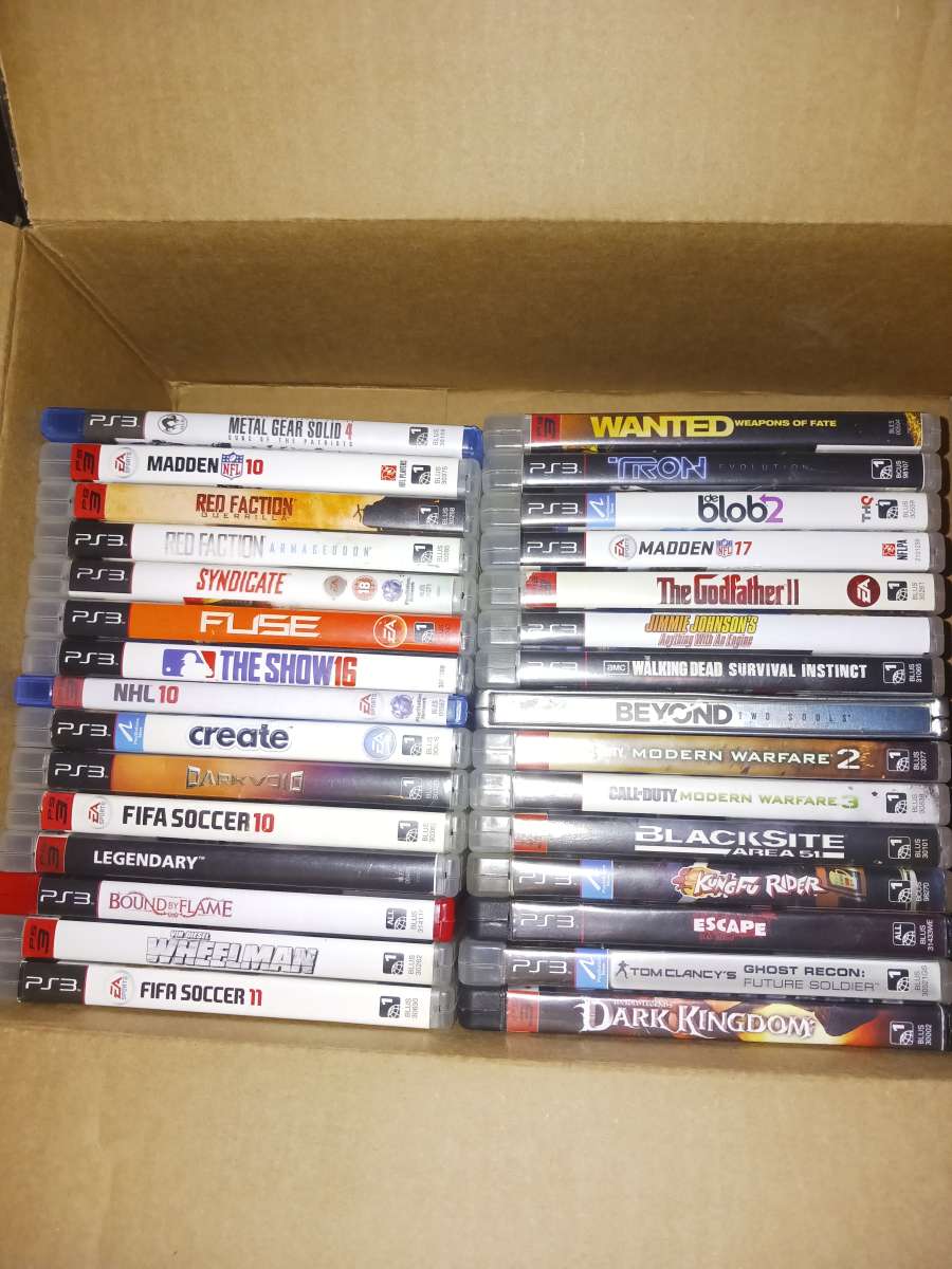 Ps3 slim console and 30 games