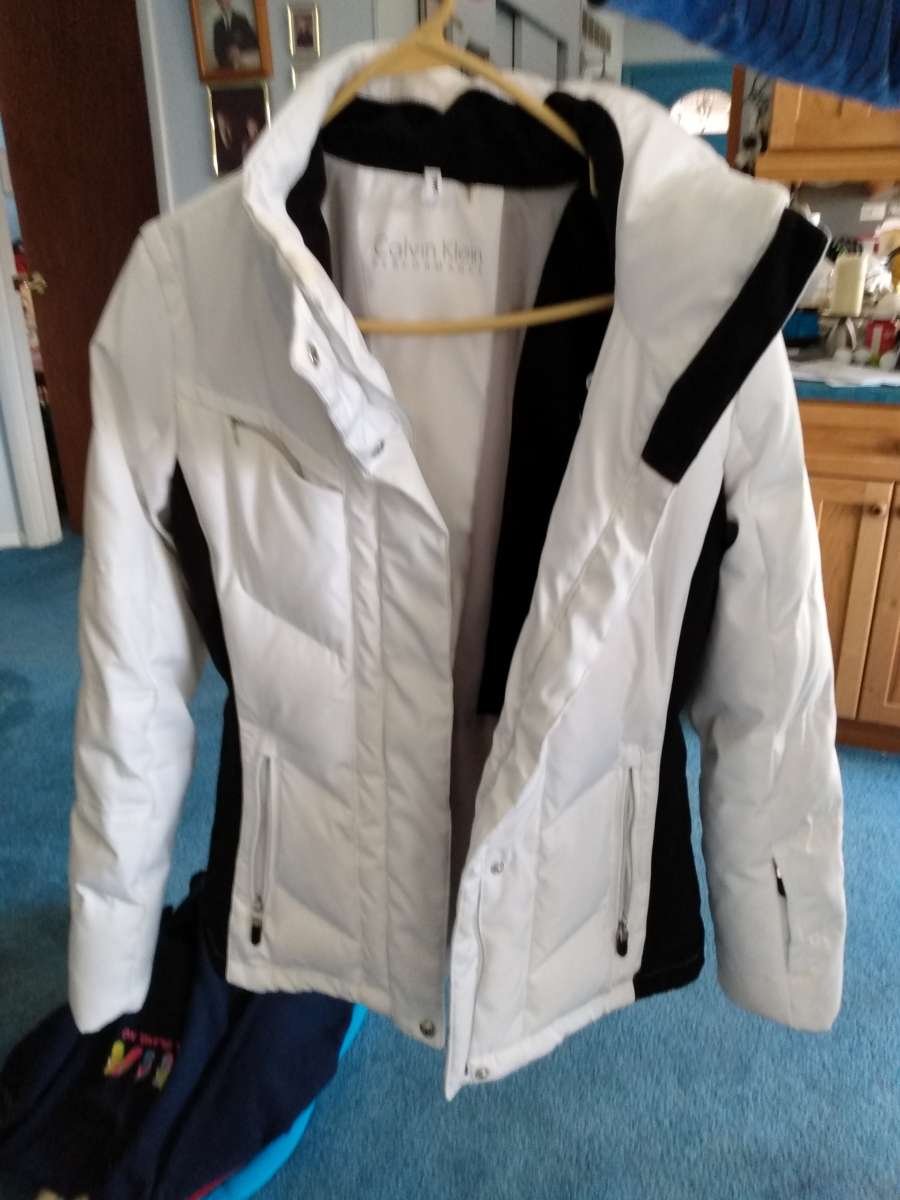 Calvin Klein performance winter coat with smart phone pocket
