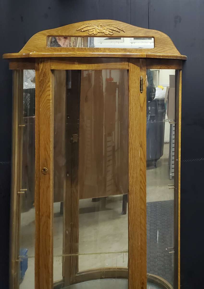 Lighted Curio Cabinet With 3 Shelves  No key Have 2 Availabl