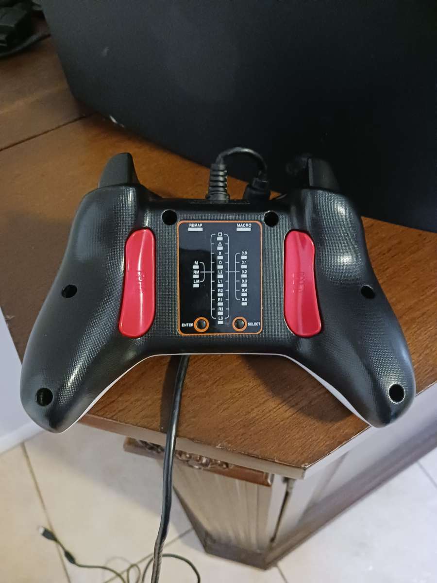 Ps3 slim console and 30 games