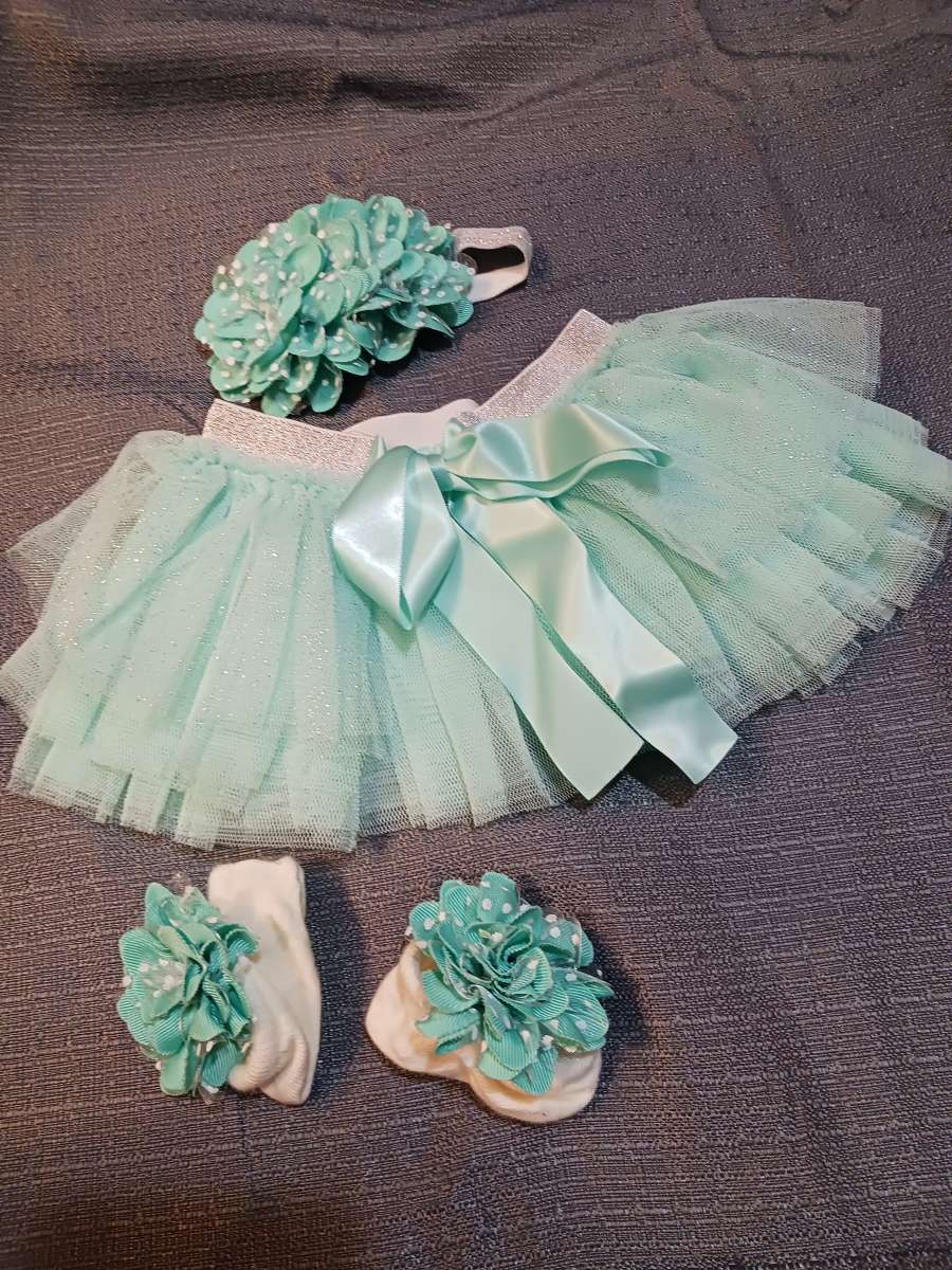 Baby Face brand tutu outfit new never used