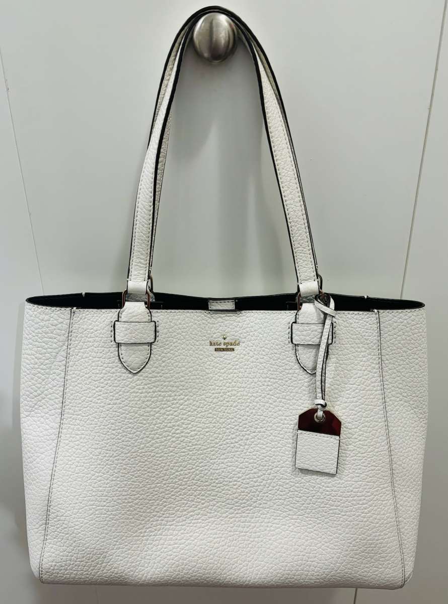 BRAND NEW VERY LARGE KATE SPADE TOTE BAG