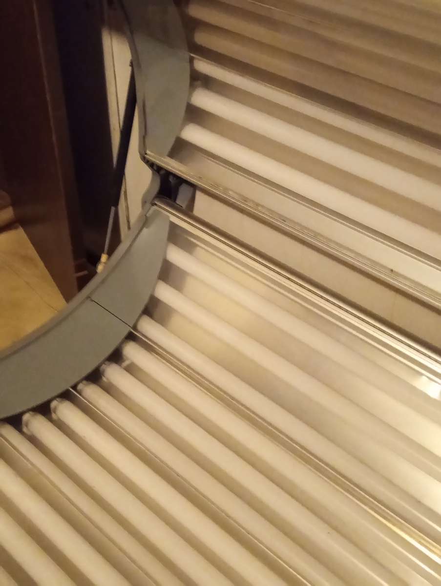 32 Bulb Solar Storm Tanning Bed