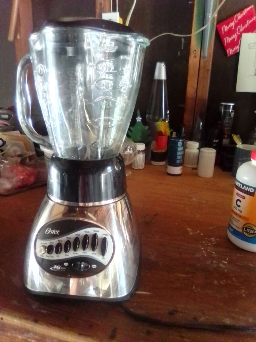 Oster16 speed blender
