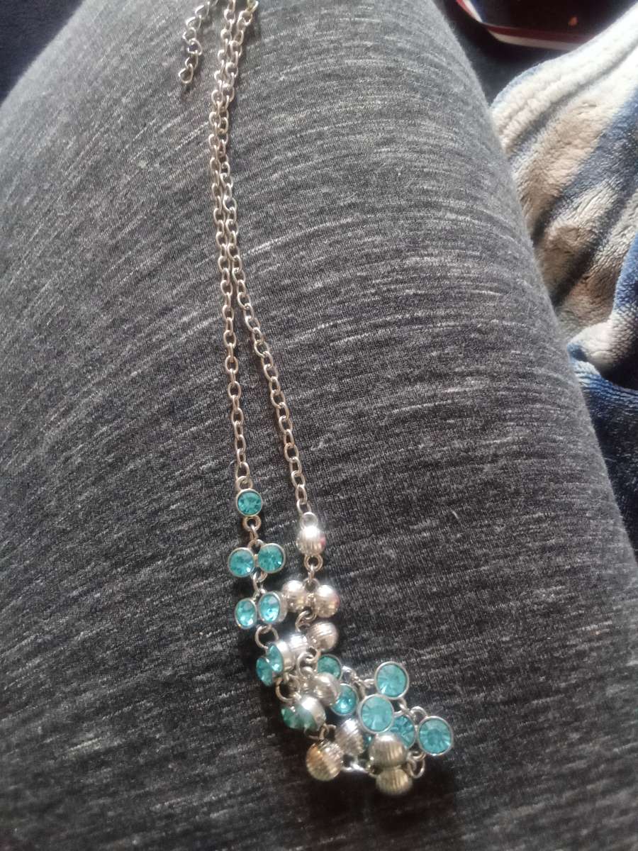 womes necklace