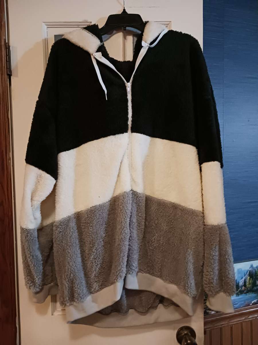 Fuzzy Lightweight Jacket