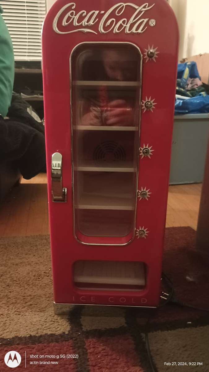 cocoa cola mini vending machine