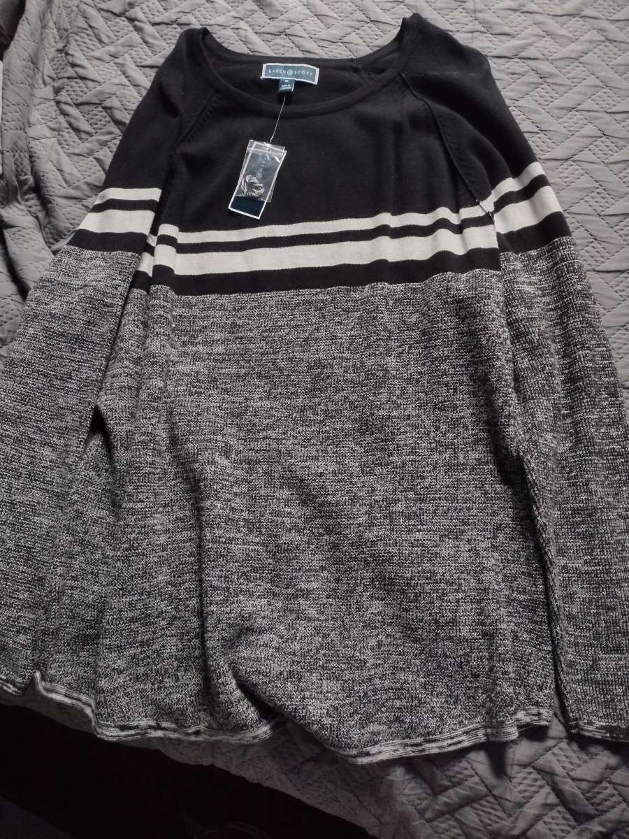 XL Karen Scott sweater