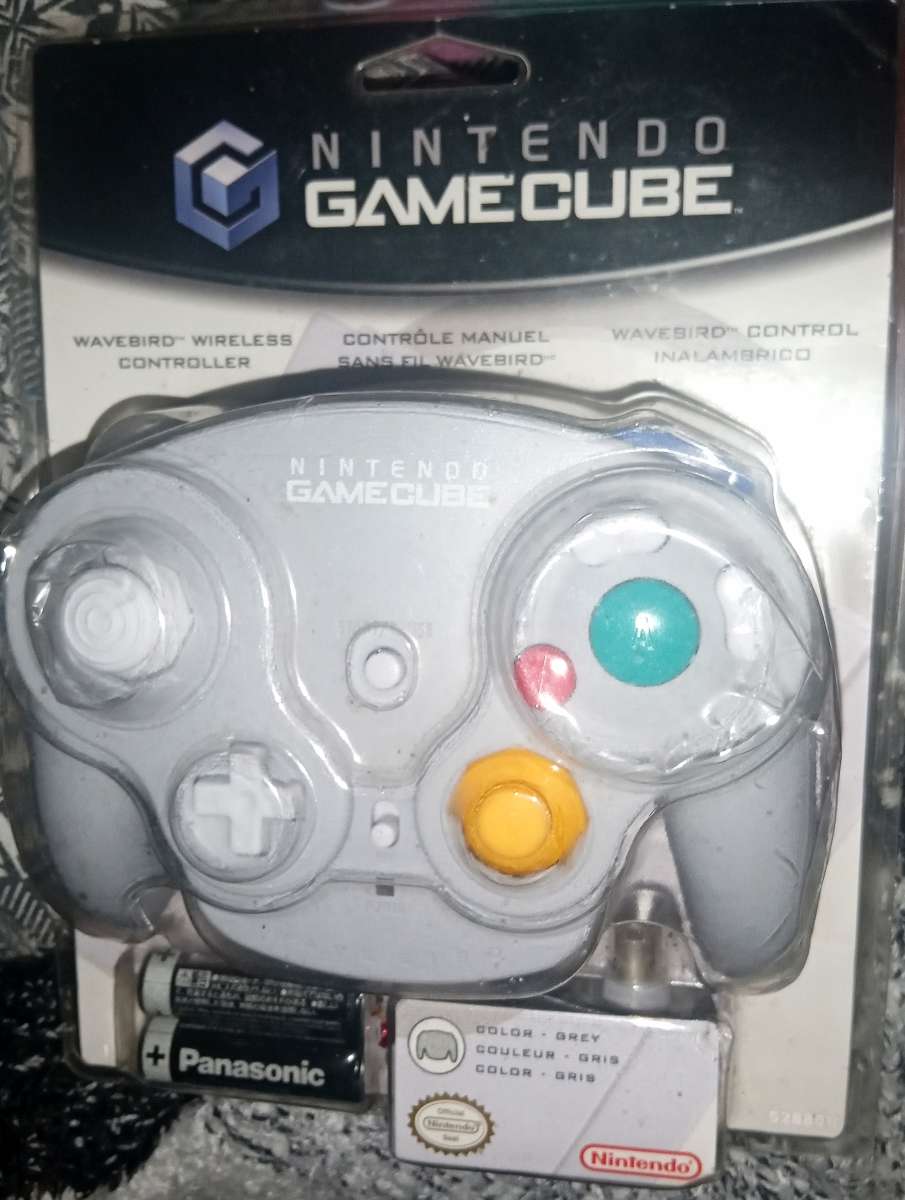 Nintendo GameCube wavebird wireless controller