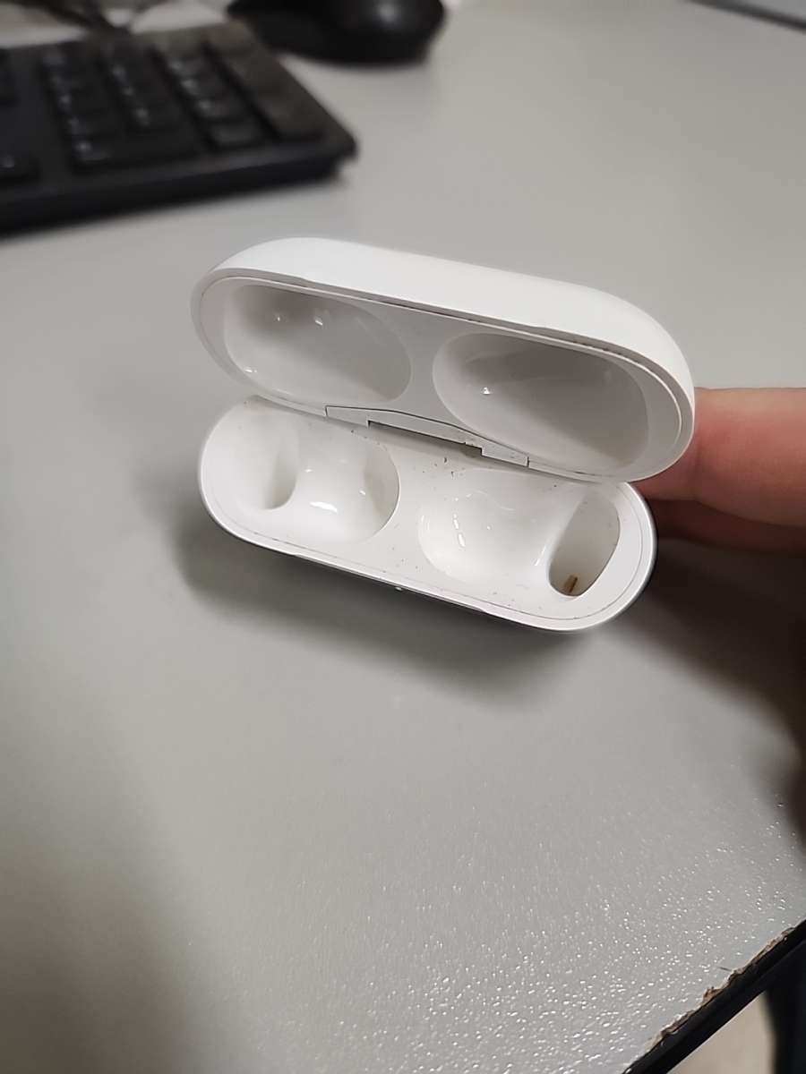 Airpod Pros Gen 1 Charging Case