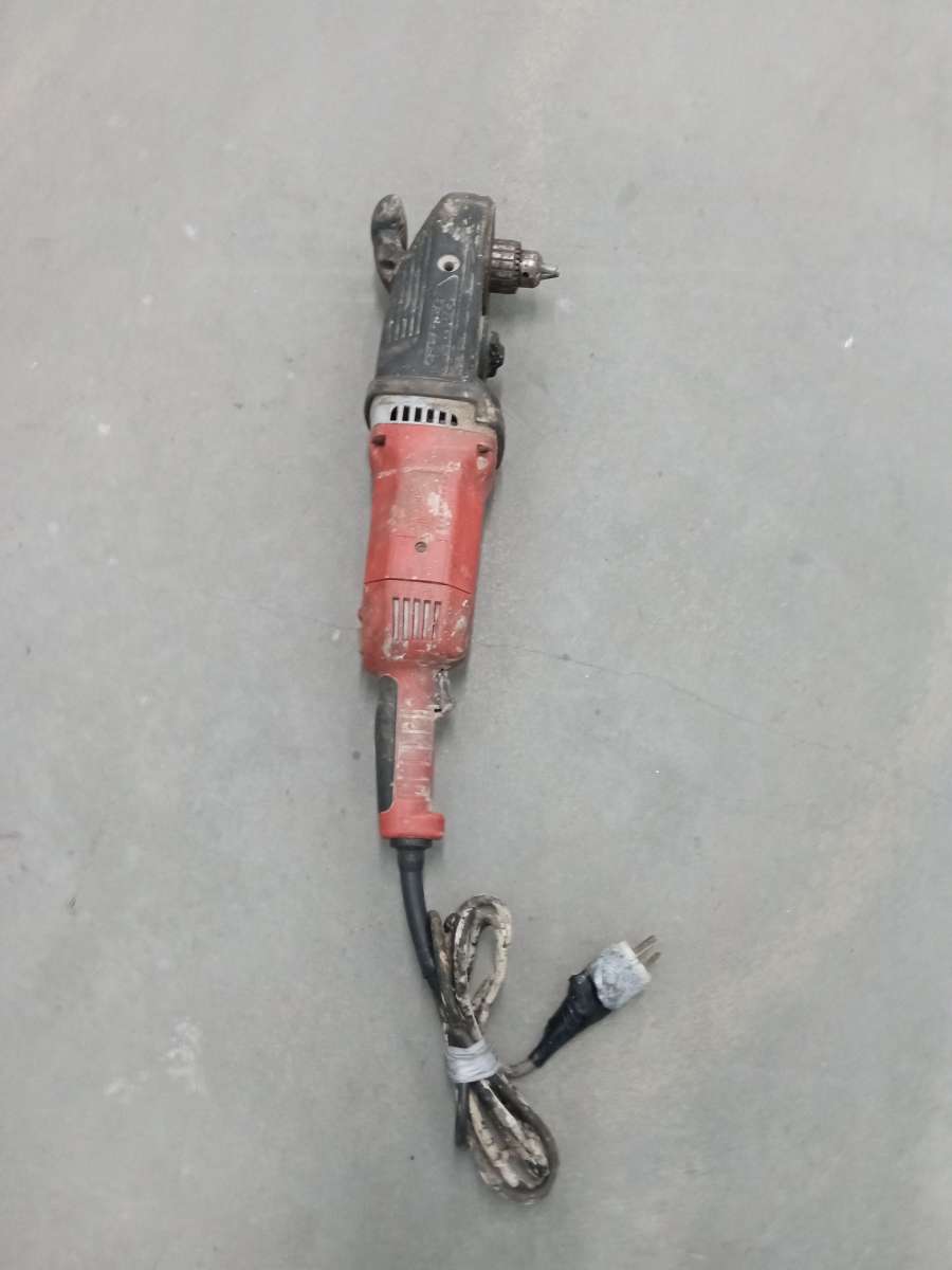 the Milwaukee heavy duty drill 12 perfect condition of work