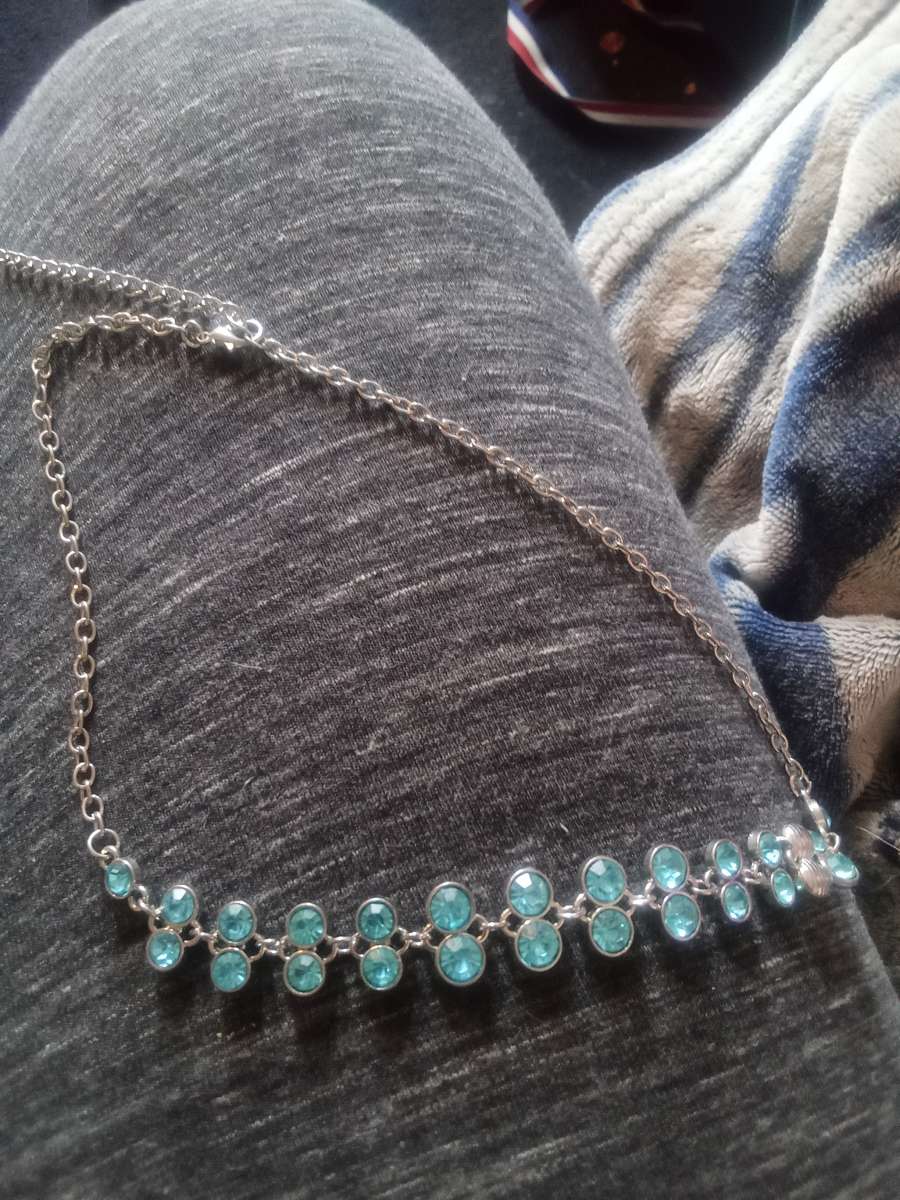 womes necklace