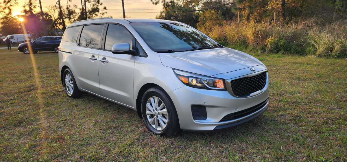 kia Sedona 2017