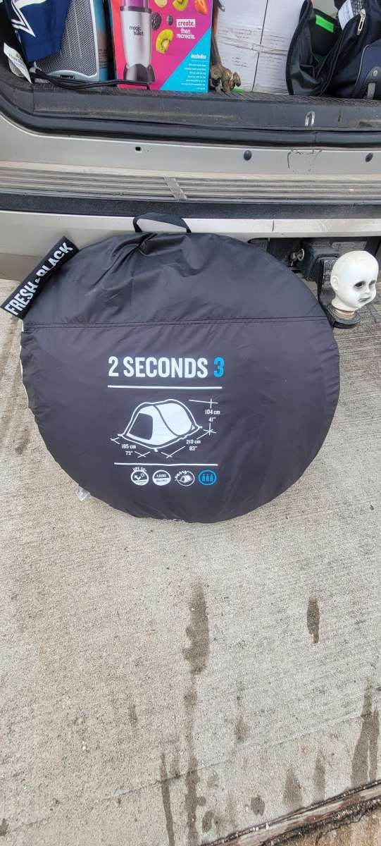 2 seconds pop up tent