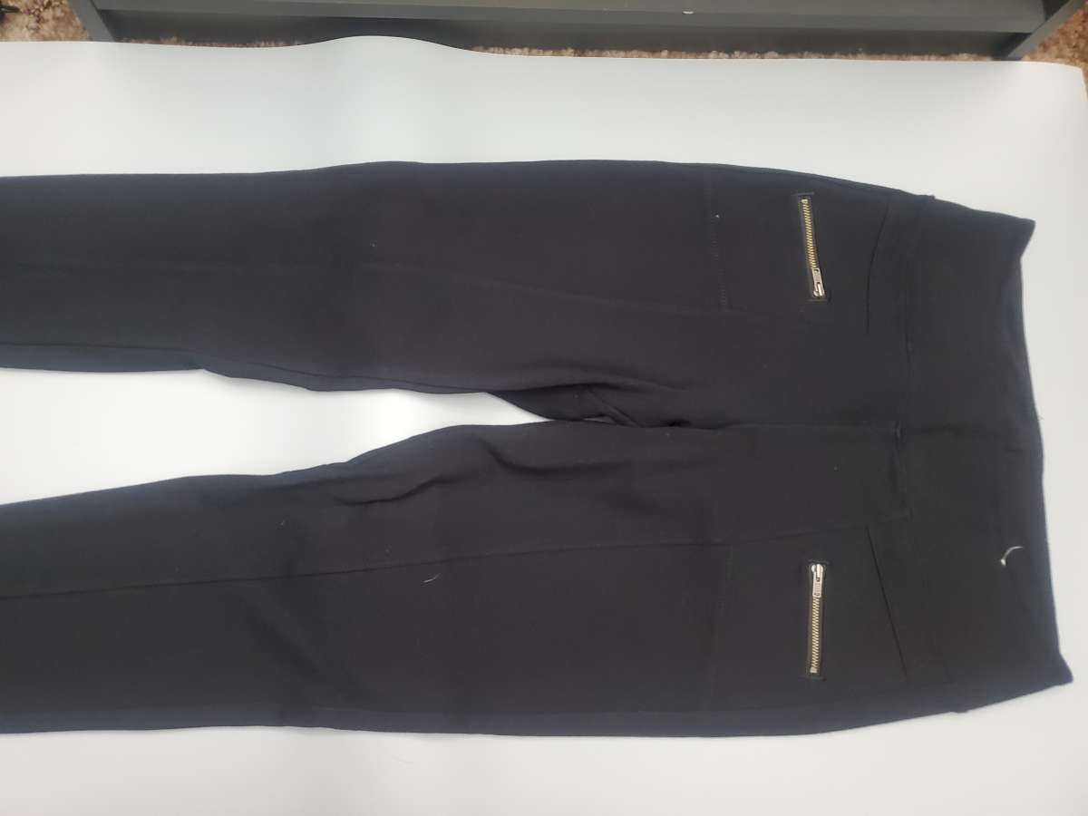2 petite jeggings size medium