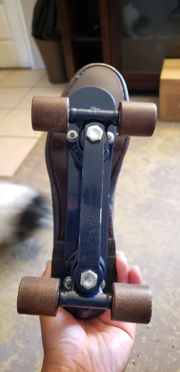 STACY ADAMS ROLLER SKATES