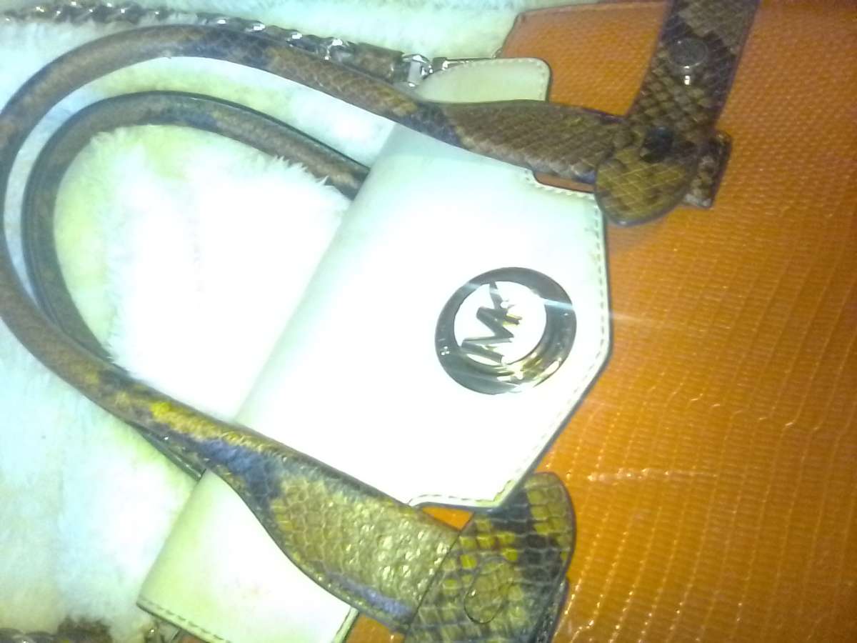 Michael Kors Crossbody Handbag Purse