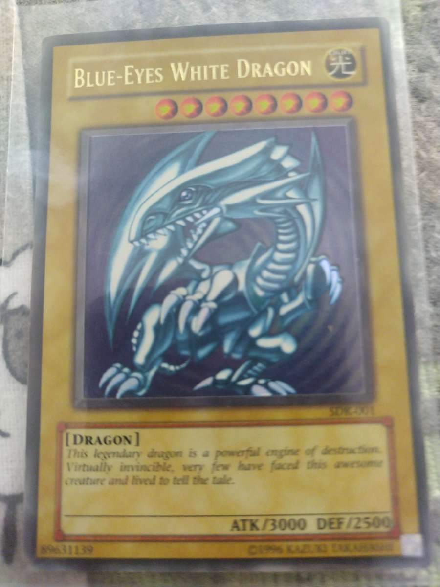 blue eyes white dragon sdk001 ultra rare