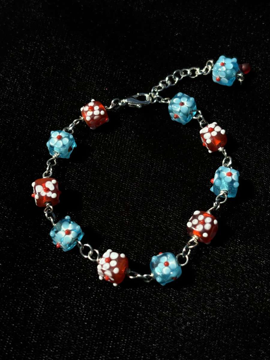 Handmade textured glass beaded bracelet