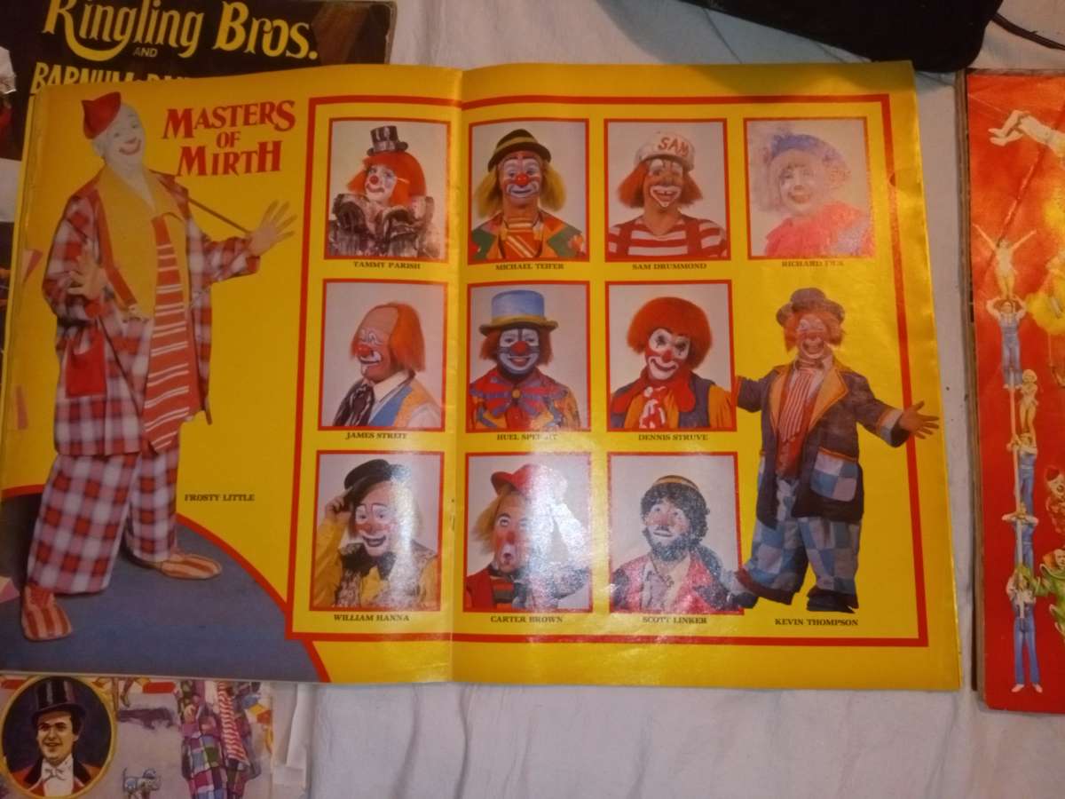 original 1970   Ringling bros  magazine