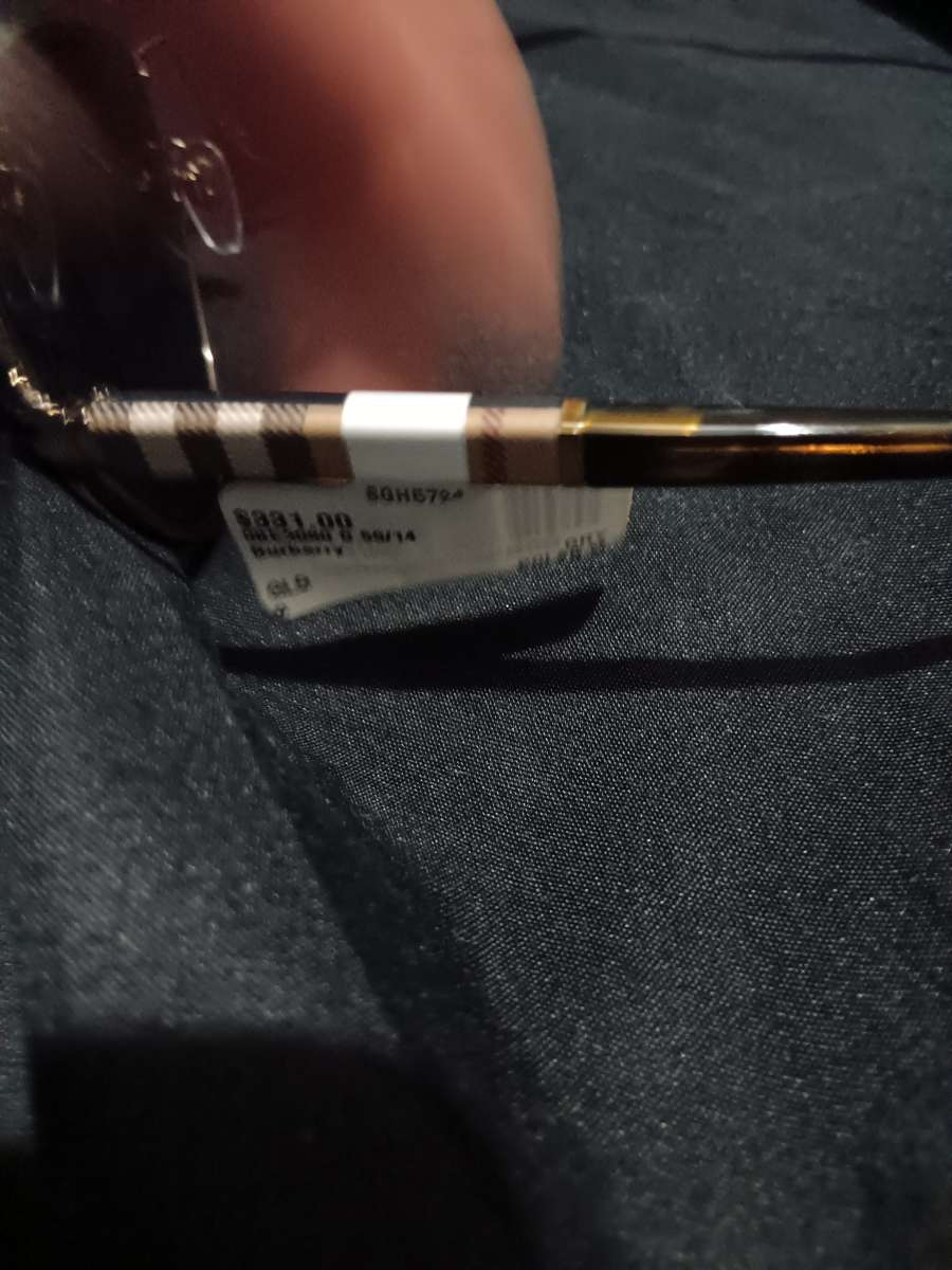 brand new Burberry sunglasses