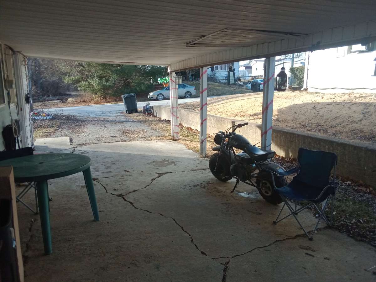 off road 196cc gas running Coleman  C T 200 mini bike