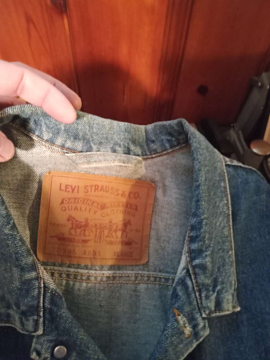 Levi vest