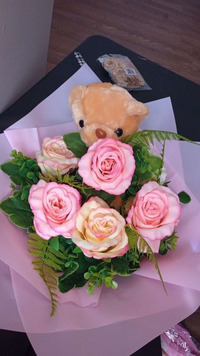 ramos de rosa artificiales