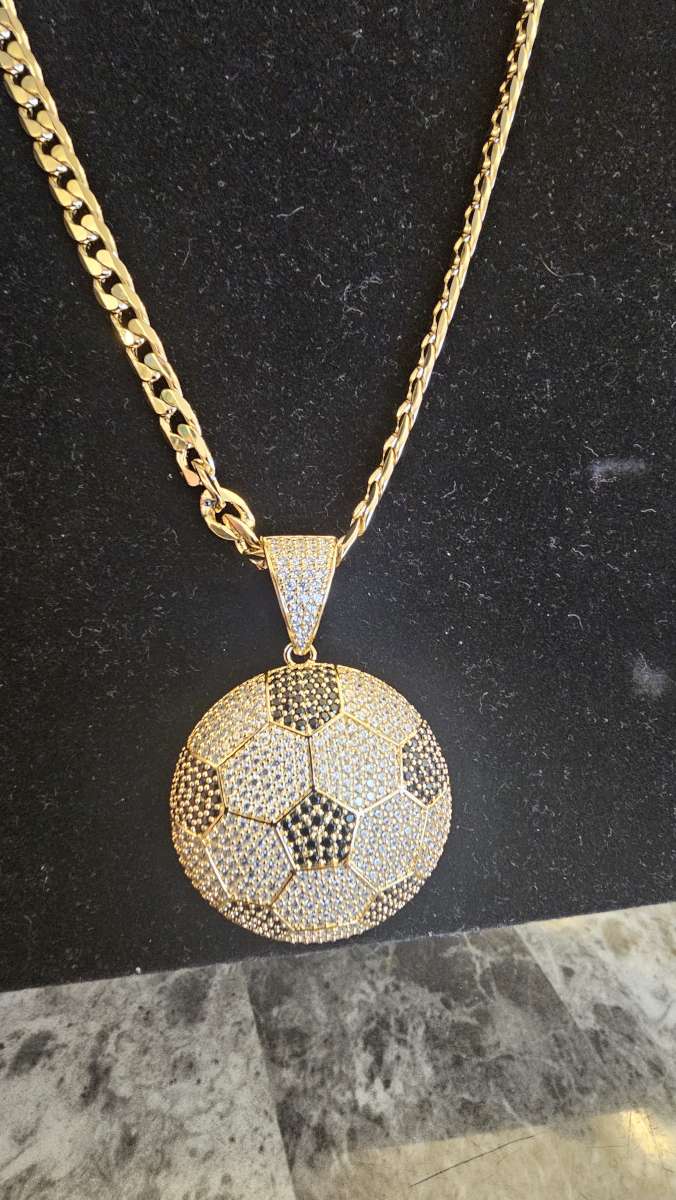 neckless with pedant 60cm