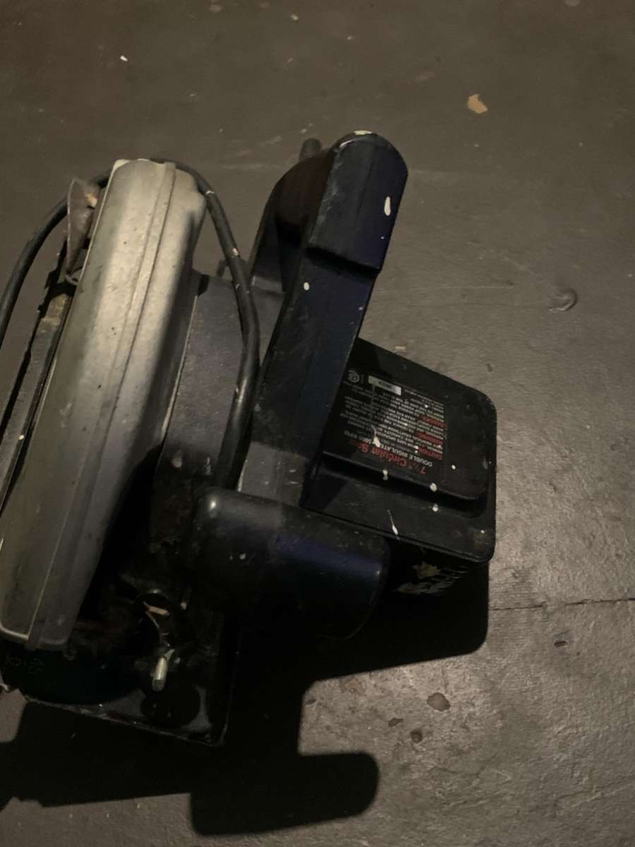 Craftsman circular saw  7 and 1 4th 120v