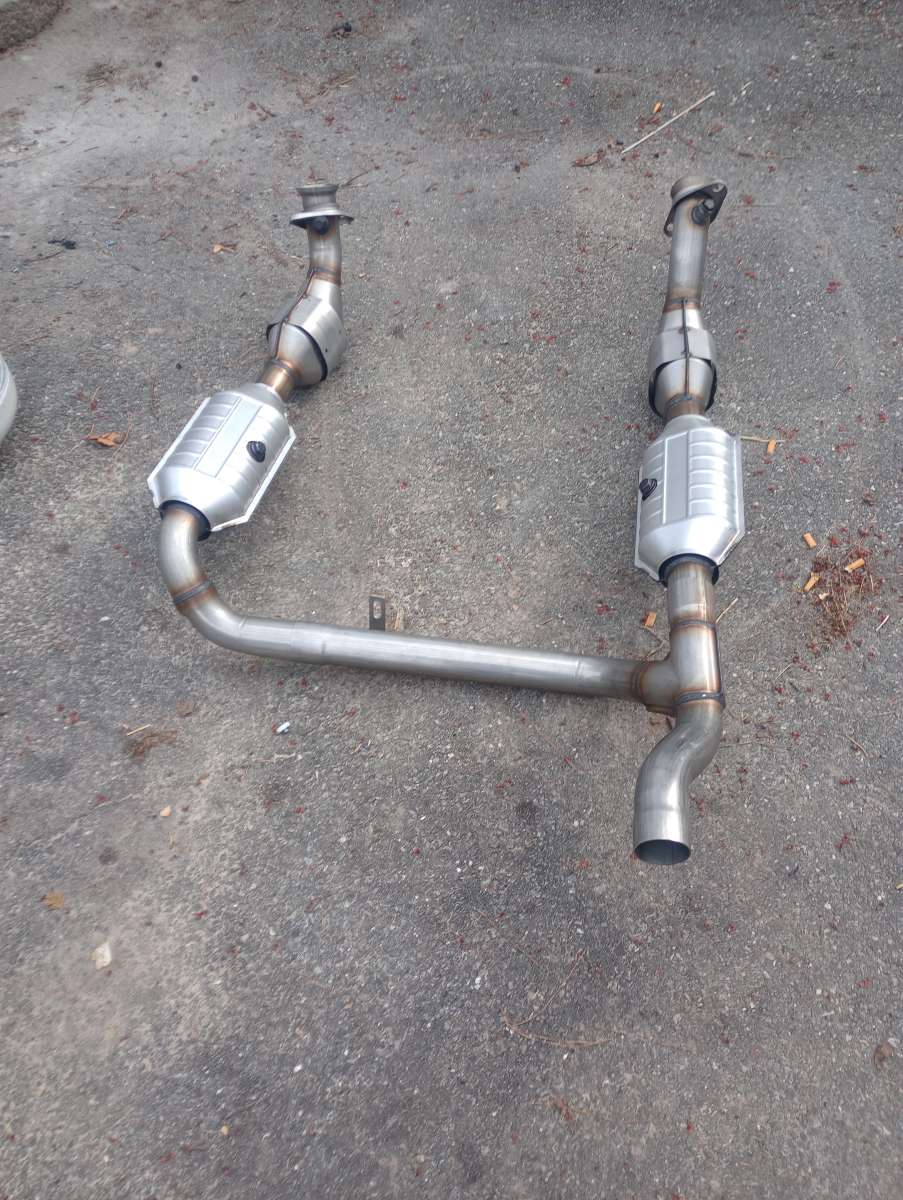exhaust for 2003 Ford f150 from manifold to flange complete