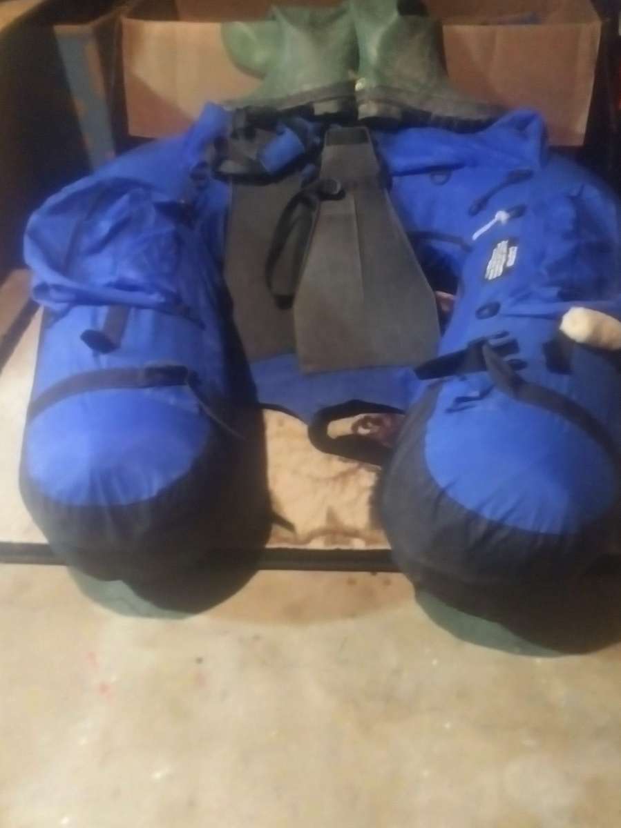 2 fishing tubes 2 sets flippers 2 pair hip waders