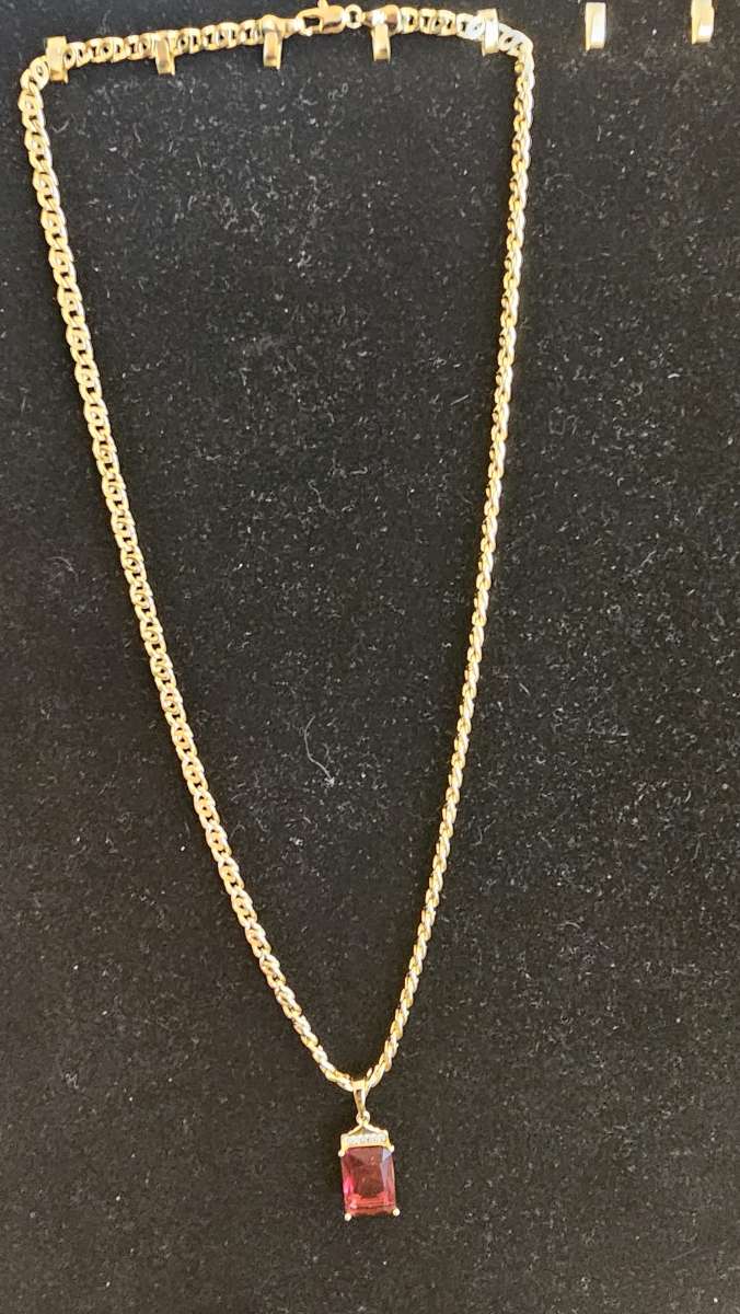 neckless with pedant 20 inch