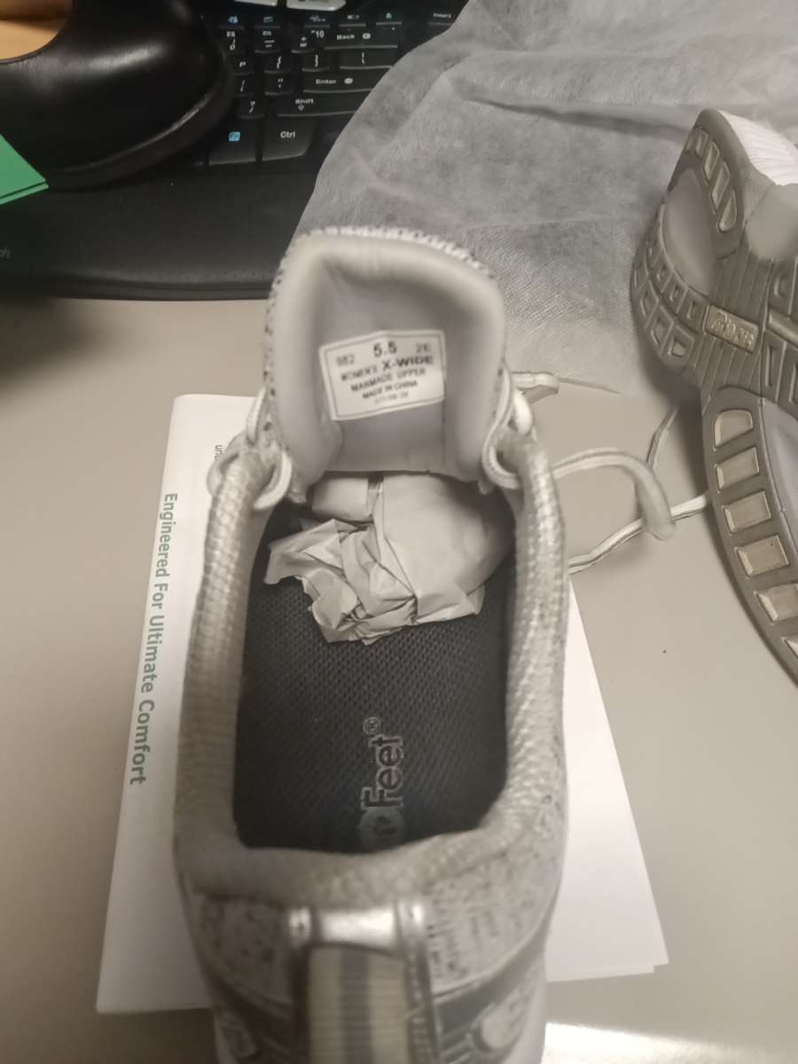 Ortho feet womens size 5 and a half extra wide