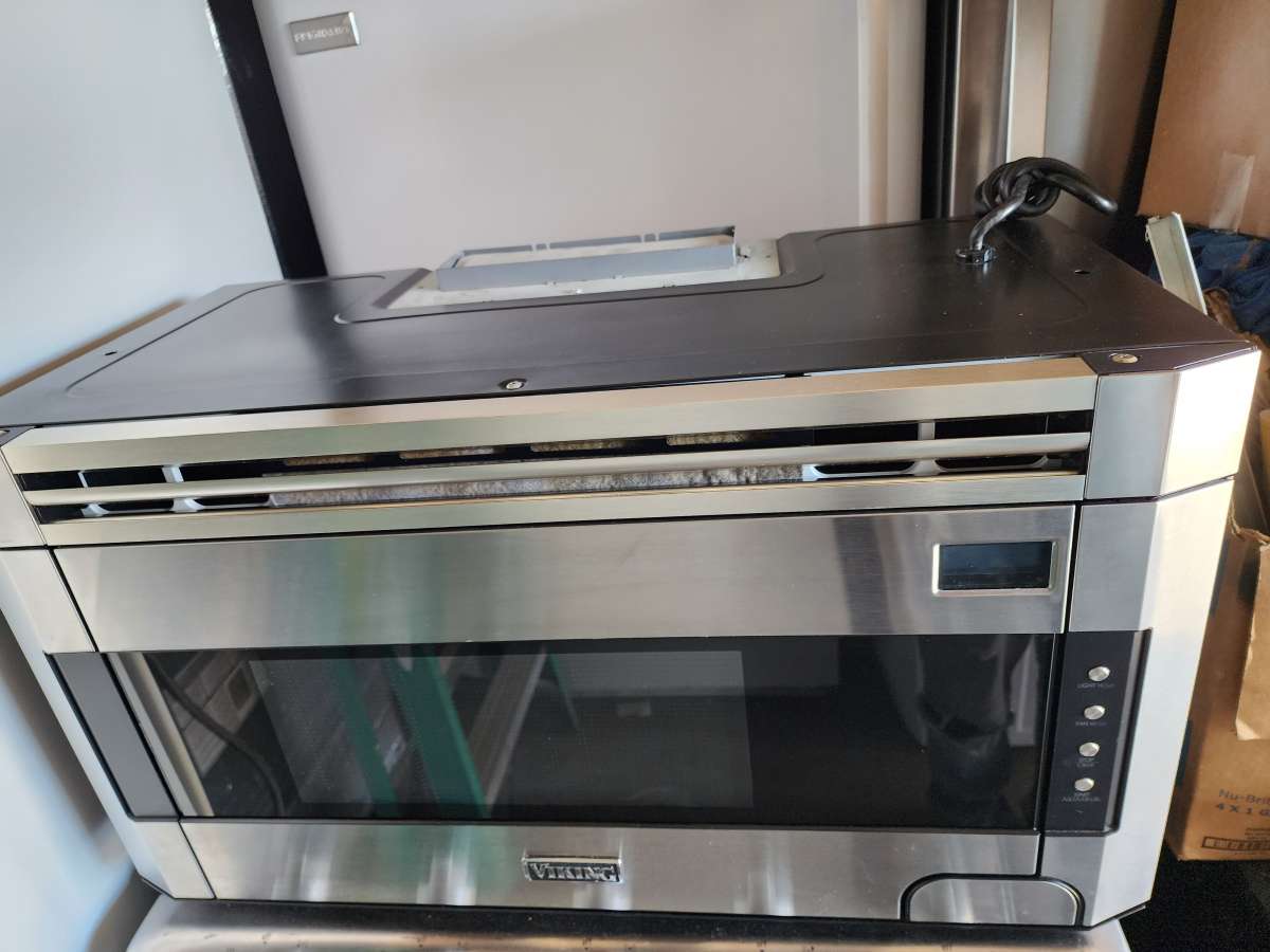 VIKING OVER THE RANGE MICROWAVE