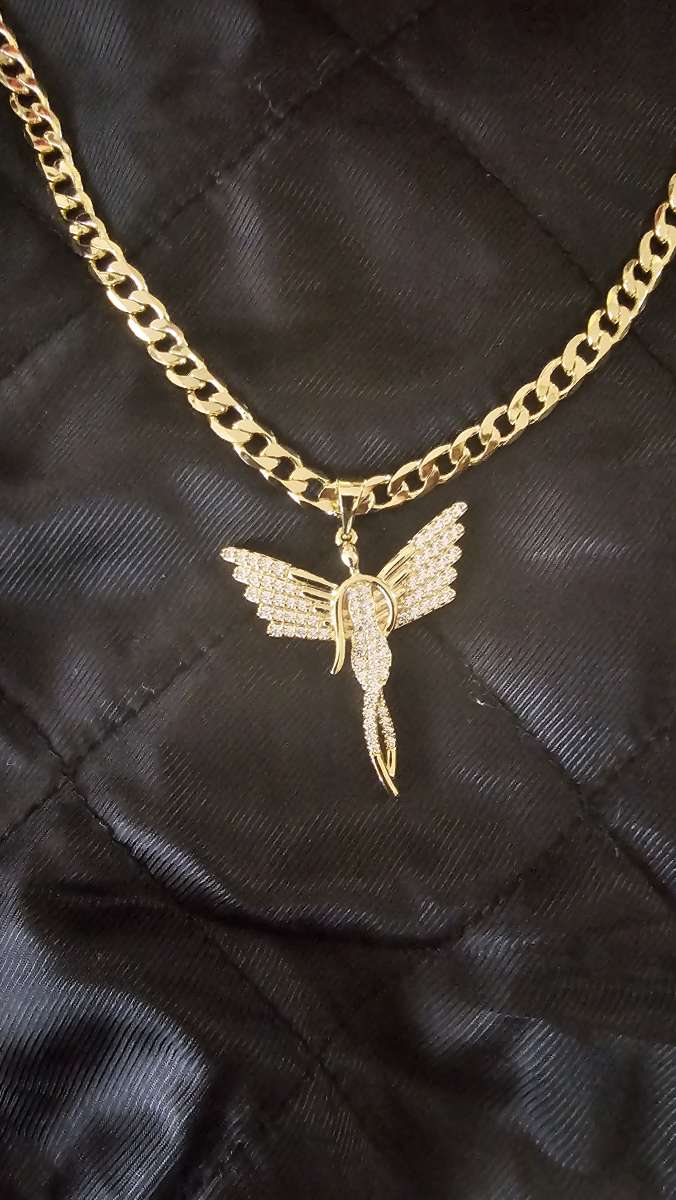 neckless with pedant 19 inch