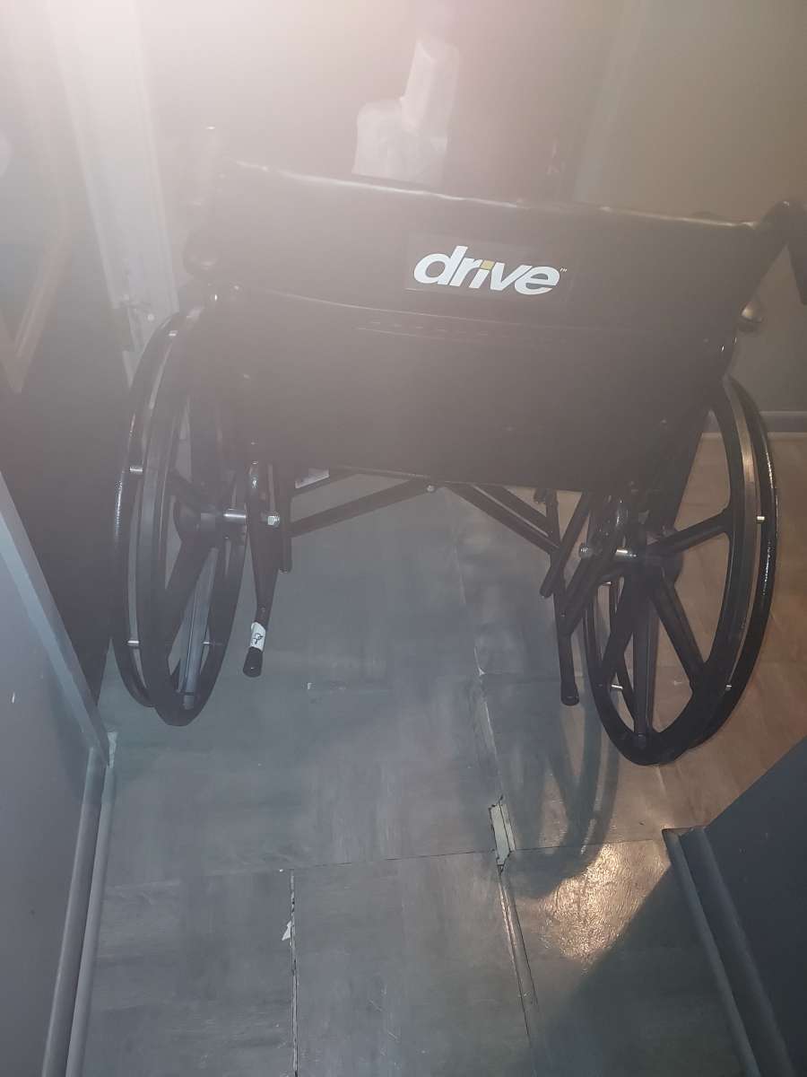 Extra large wheelchair